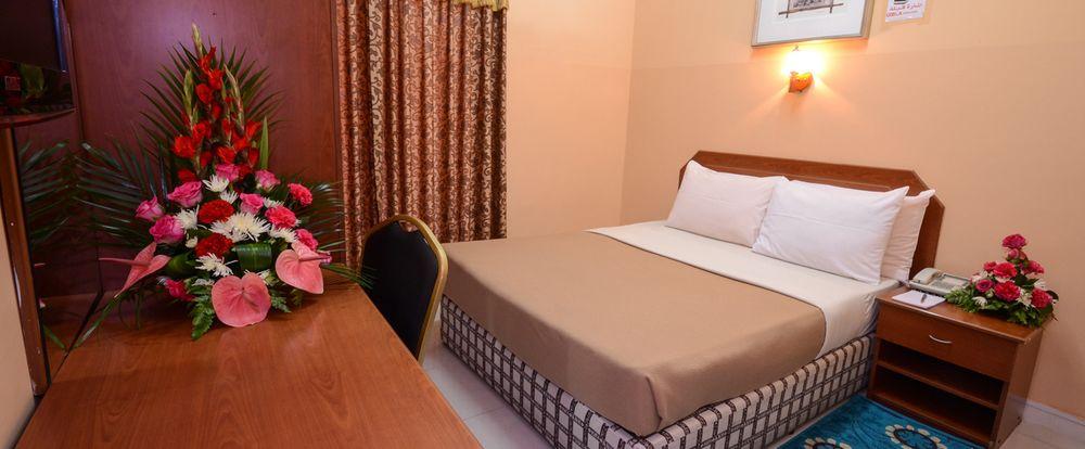 Melody Queen Hotel By Aura Dubai Luaran gambar