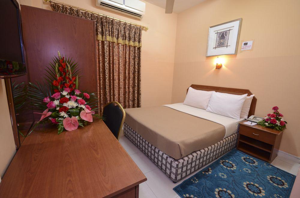 Melody Queen Hotel By Aura Dubai Luaran gambar