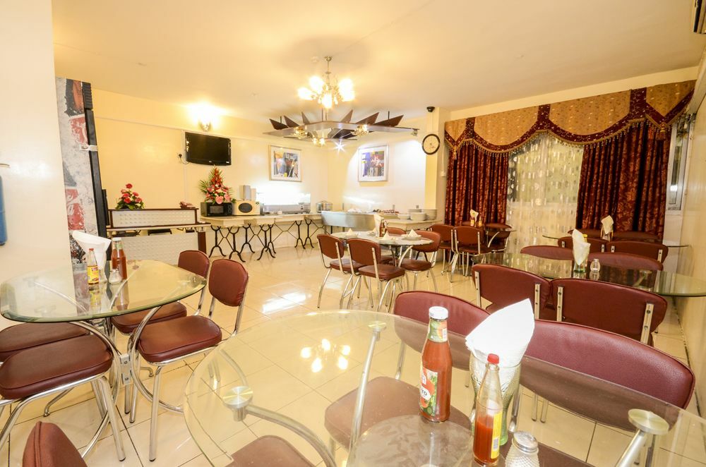 Melody Queen Hotel By Aura Dubai Luaran gambar